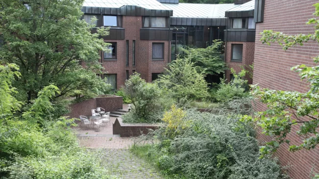 campus_hennef_aussenansicht_2013_foto_e._tritschler_9503.jpg (DE)
